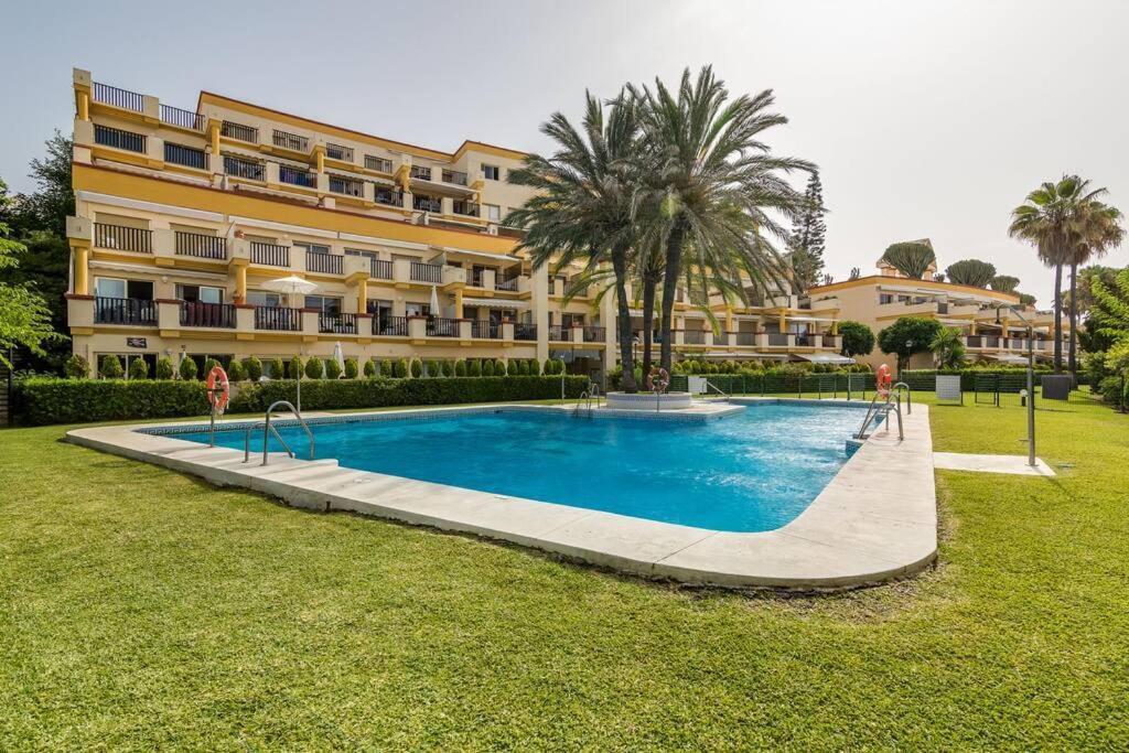 Oleholidays 1106 Romana Playa Primera Linea Playa Марбелья Экстерьер фото