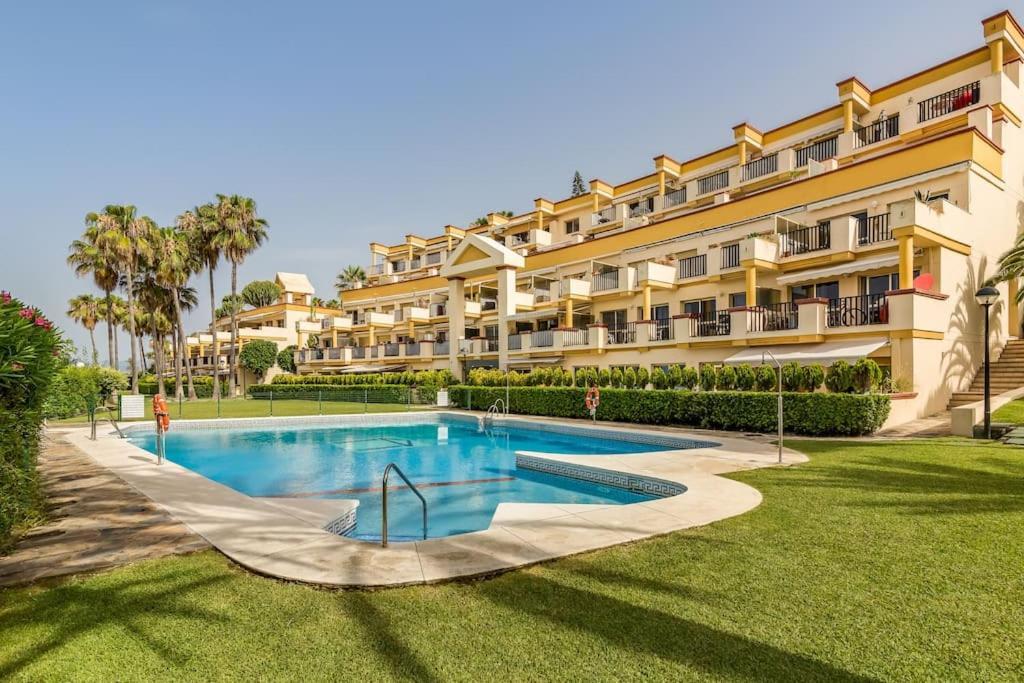 Oleholidays 1106 Romana Playa Primera Linea Playa Марбелья Экстерьер фото